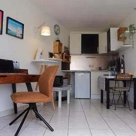 Semaphore Plat - Maisonnette -residence - Piscine Appartement *